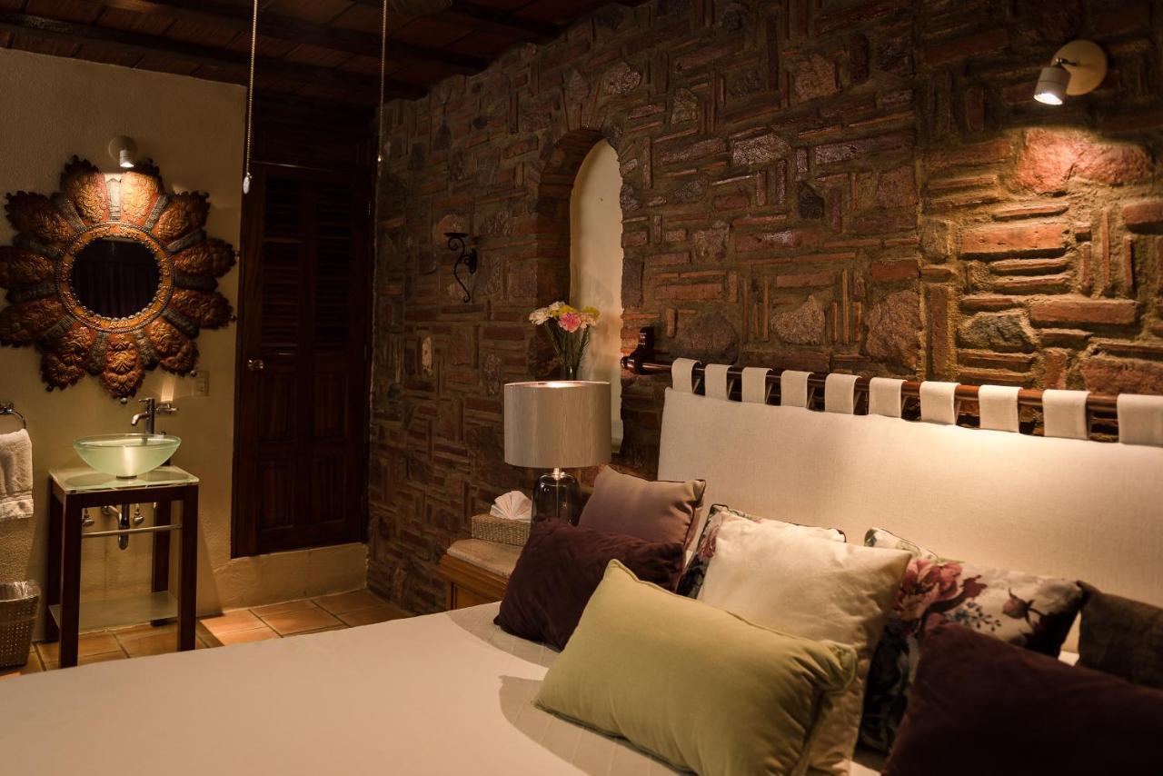 La Cruz de Huanacaxtle Villa Bella Bed & Breakfast Inn المظهر الخارجي الصورة